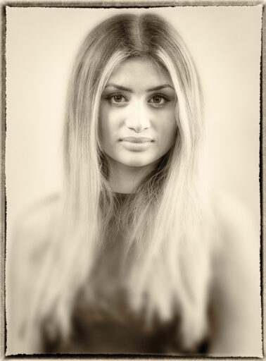 Mesmereyes - Cliff Harvey